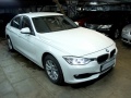  BMW 3-series  (-) 